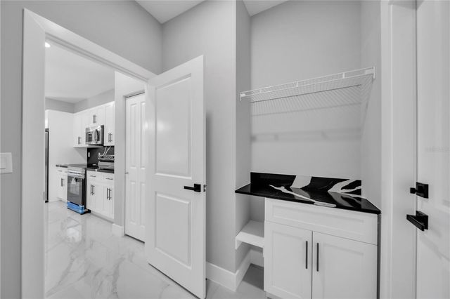 885 BARCIA STREET E, Lehigh Acres, FL 33974
