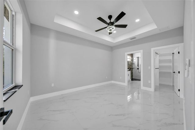 885 BARCIA STREET E, Lehigh Acres, FL 33974