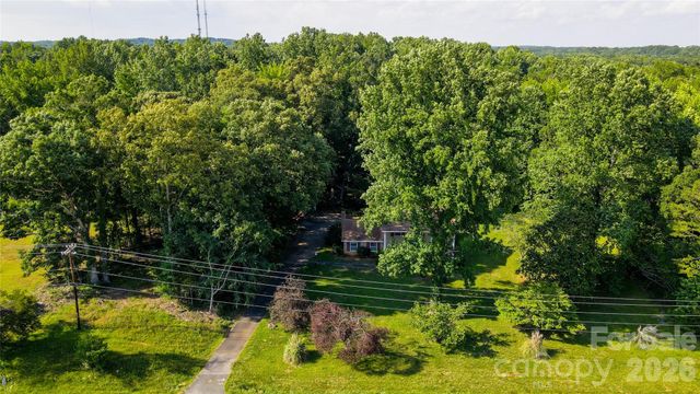 9225 Robinson Church Road, Charlotte, NC 28215