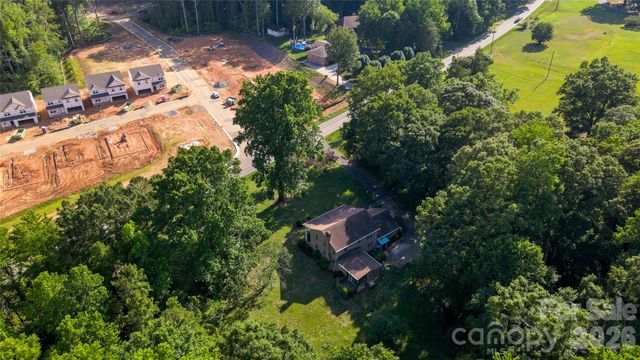 9225 Robinson Church Road, Charlotte, NC 28215