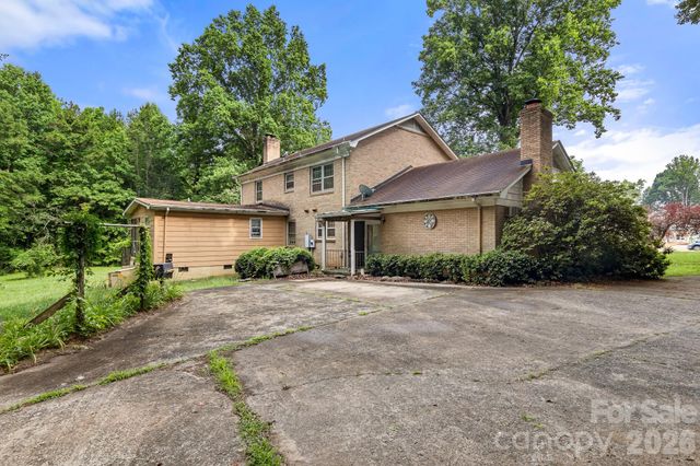 9225 Robinson Church Road, Charlotte, NC 28215