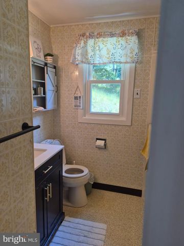 20 HILL LN, Mohnton, PA 19540