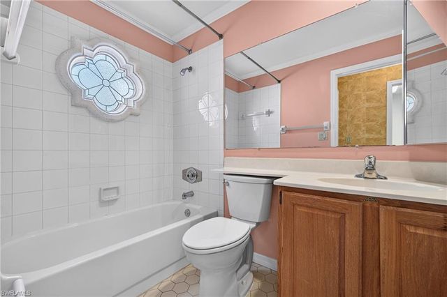 1440 Larkspur DR, Fort Myers, FL 33901