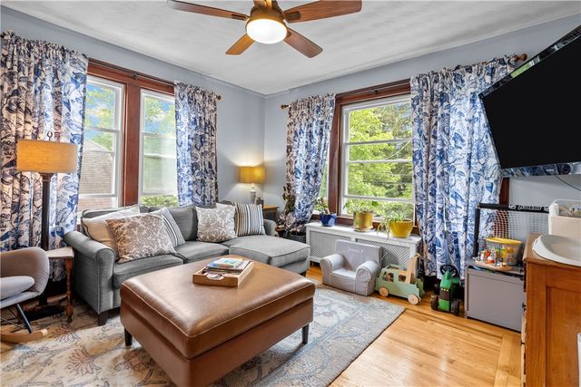 647 Pleasant Valley Parkway, Providence, RI 02908