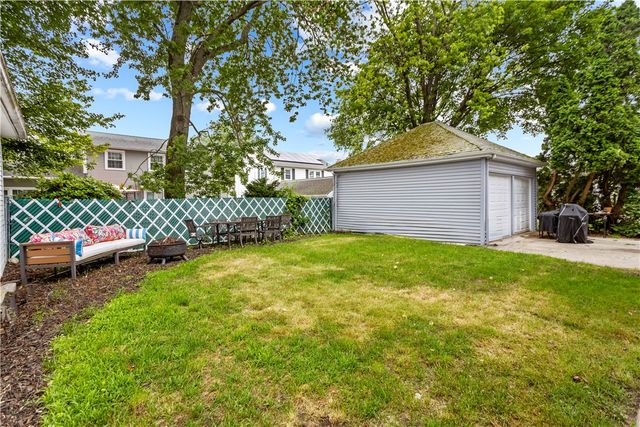 647 Pleasant Valley Parkway, Providence, RI 02908