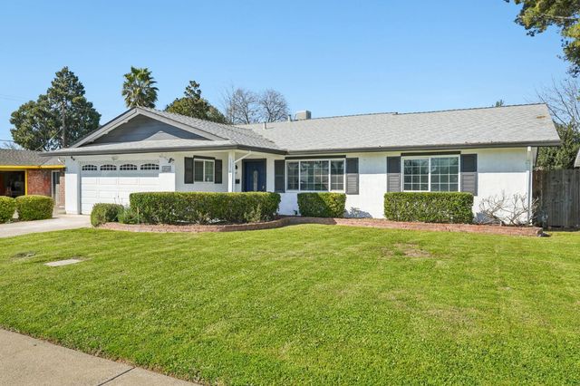 10745 Pedro Way, Rancho Cordova, CA 95670