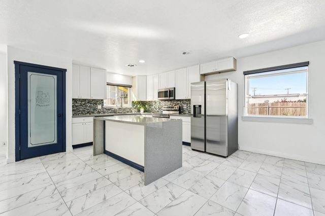 10745 Pedro Way, Rancho Cordova, CA 95670