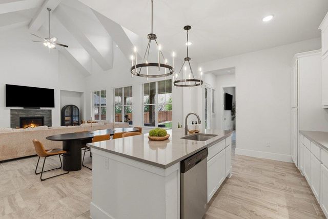 5824 Antelope Well LN, Austin, TX 78738