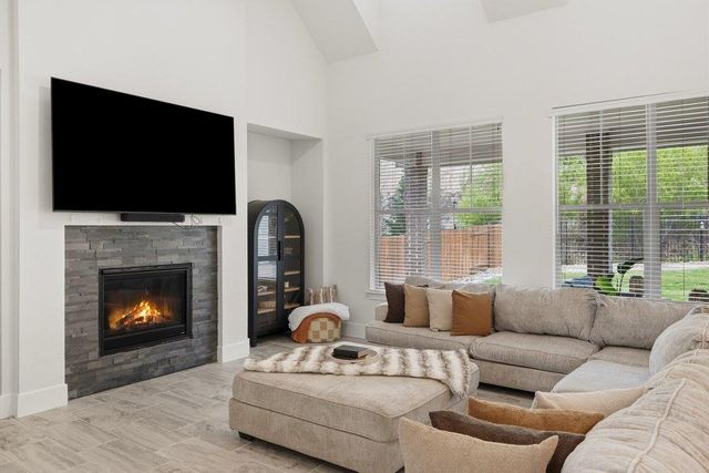 5824 Antelope Well LN, Austin, TX 78738