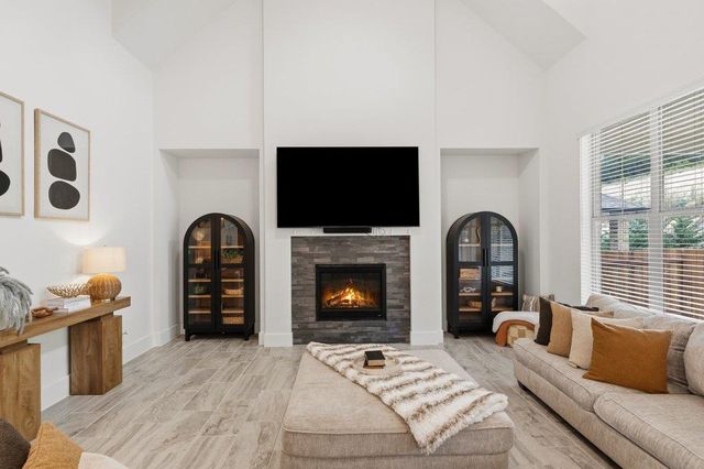5824 Antelope Well LN, Austin, TX 78738