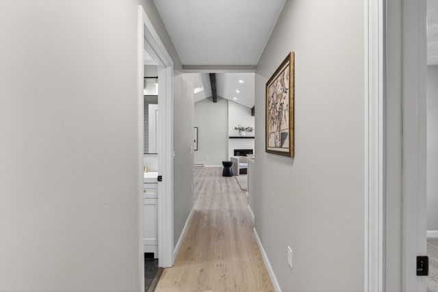 5 Heron Drive, Londonderry, NH 03053