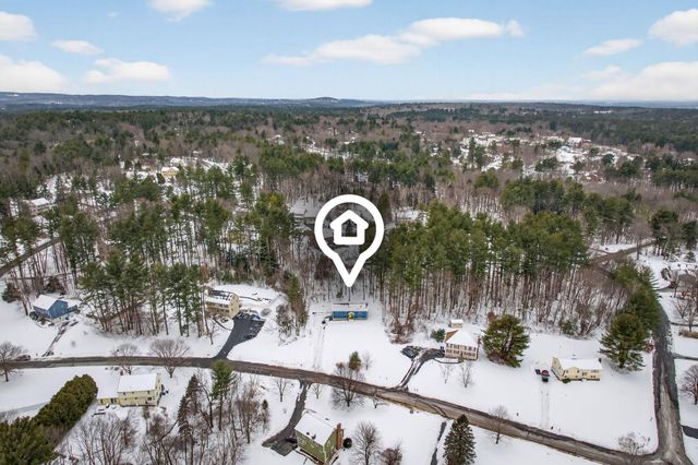 5 Heron Drive, Londonderry, NH 03053