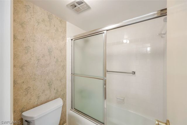 1057 Forest Lakes DR 209, Naples, FL 34105