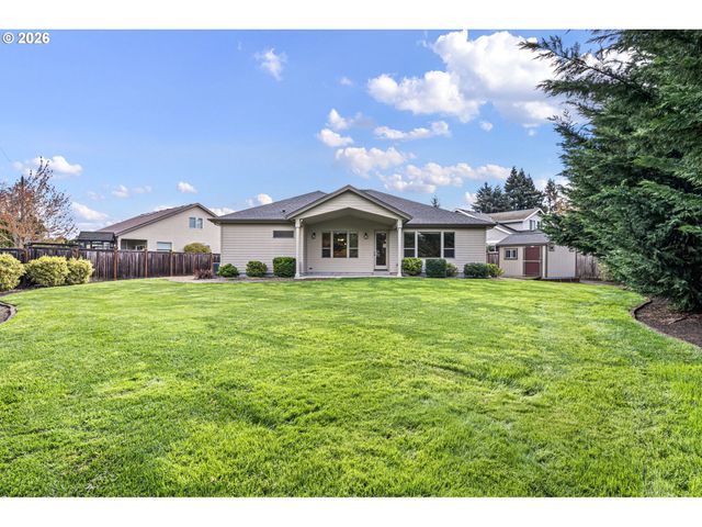 51 GRIZZLY Ave, Eugene, OR 97404