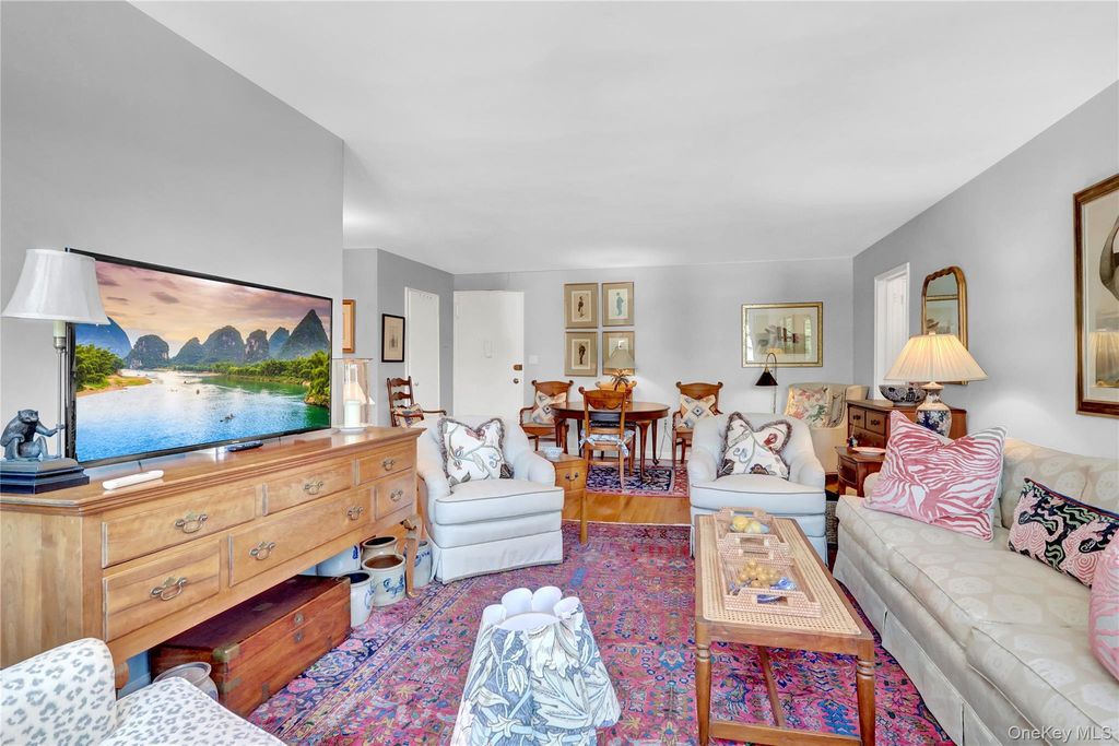 101 2nd Street B11, Garden City, NY 11530 — photo 3