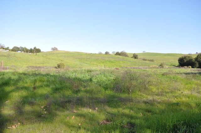 20300 Almaden Road, San Jose, CA 95120