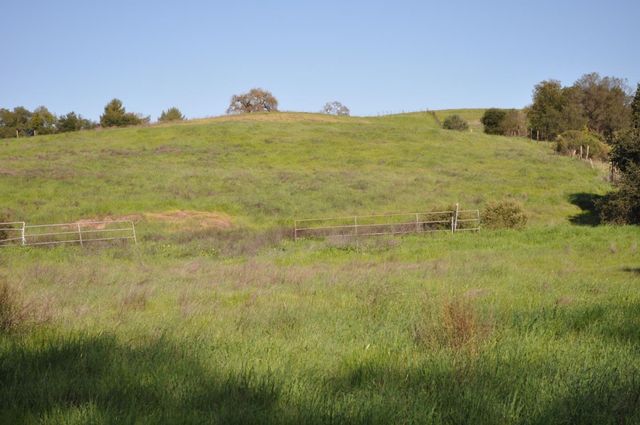20300 Almaden Road, San Jose, CA 95120