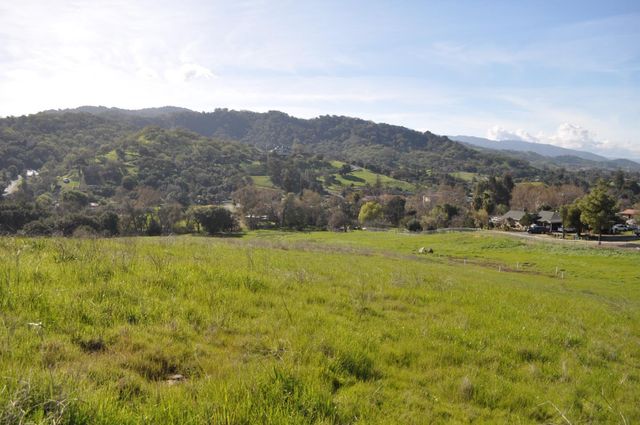 20300 Almaden Road, San Jose, CA 95120