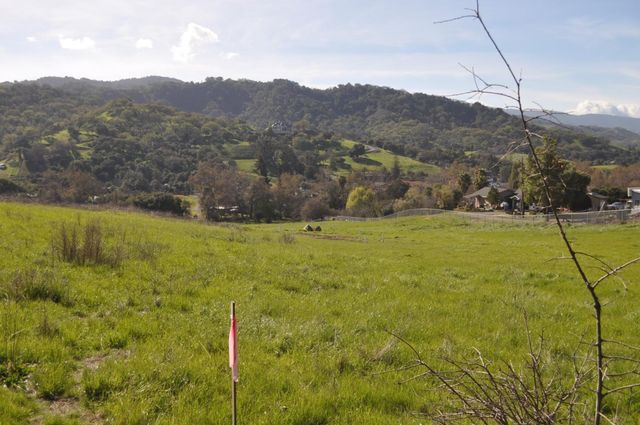 20300 Almaden Road, San Jose, CA 95120