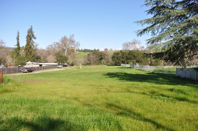20300 Almaden Road, San Jose, CA 95120