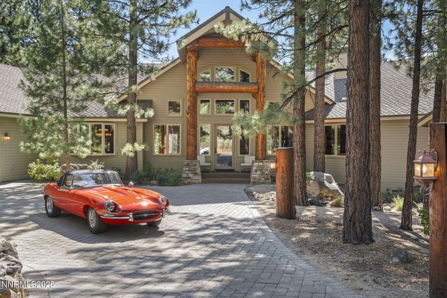 1690 Green Ash Drive, Reno, NV 89511