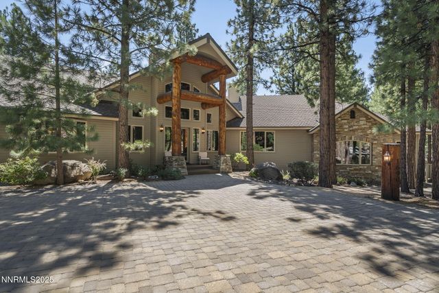 1690 Green Ash Drive, Reno, NV 89511