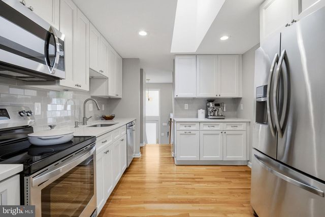 5917 BEECH TREE DR, Alexandria, VA 22310