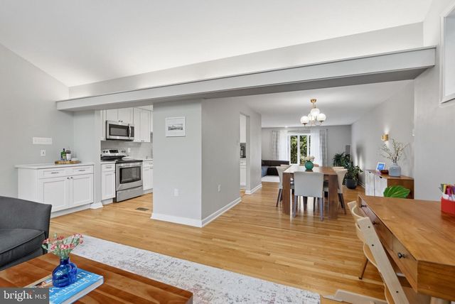 5917 BEECH TREE DR, Alexandria, VA 22310