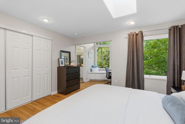 5917 BEECH TREE DR, Alexandria, VA 22310