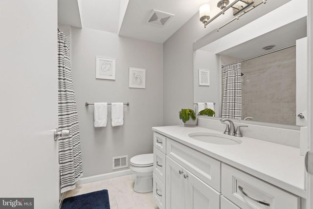 5917 BEECH TREE DR, Alexandria, VA 22310