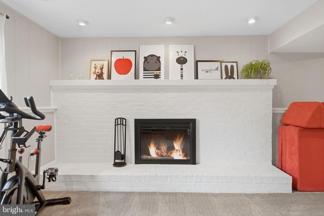 5917 BEECH TREE DR, Alexandria, VA 22310