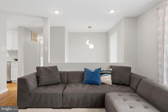 5917 BEECH TREE DR, Alexandria, VA 22310