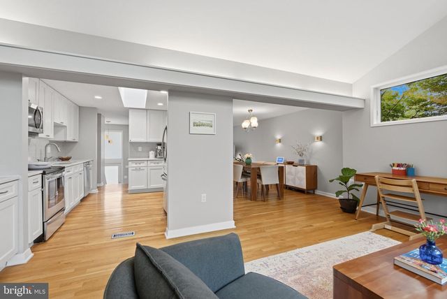 5917 BEECH TREE DR, Alexandria, VA 22310