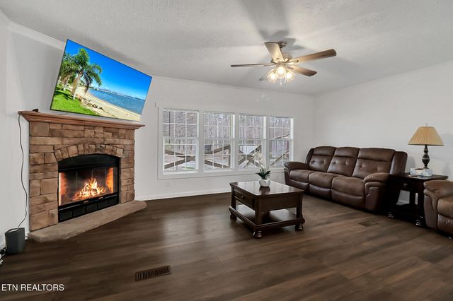 1169 Terry Lane, Jamestown, TN 38556