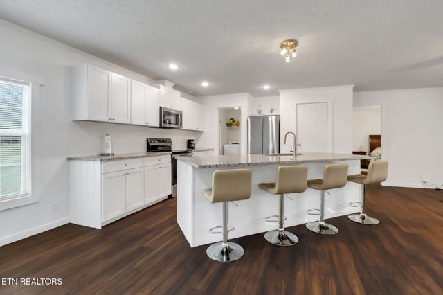 1169 Terry Lane, Jamestown, TN 38556