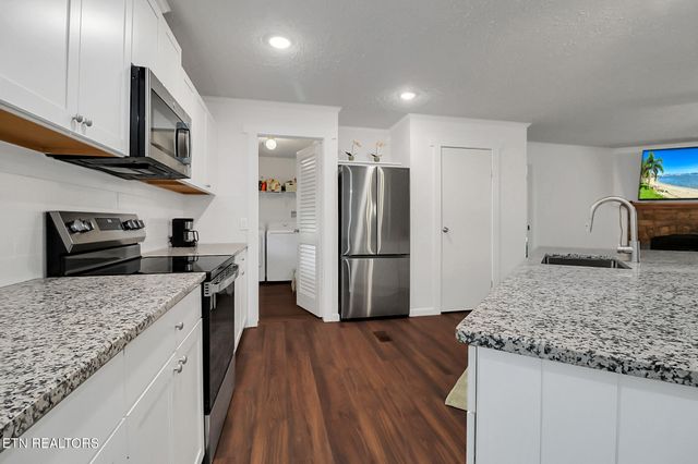 1169 Terry Lane, Jamestown, TN 38556