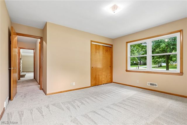15186 Drake Road, Strongsville, OH 44136