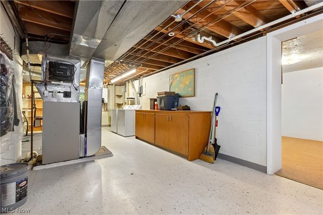 15186 Drake Road, Strongsville, OH 44136