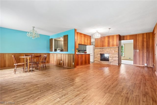 15186 Drake Road, Strongsville, OH 44136