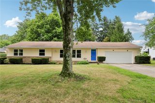 15186 Drake Road, Strongsville, OH 44136