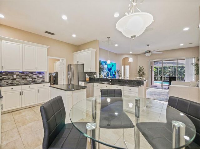 1126 SHADOWBROOK TRAIL, Winter Springs, FL 32708