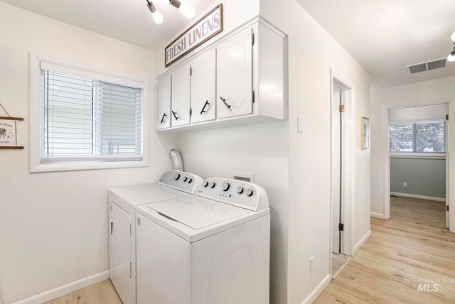 4095 N 2300 E, Filer, ID 83328