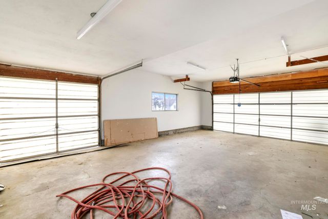 4095 N 2300 E, Filer, ID 83328