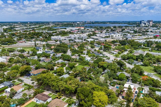 1007 Charles Street, West Palm Beach, FL 33401