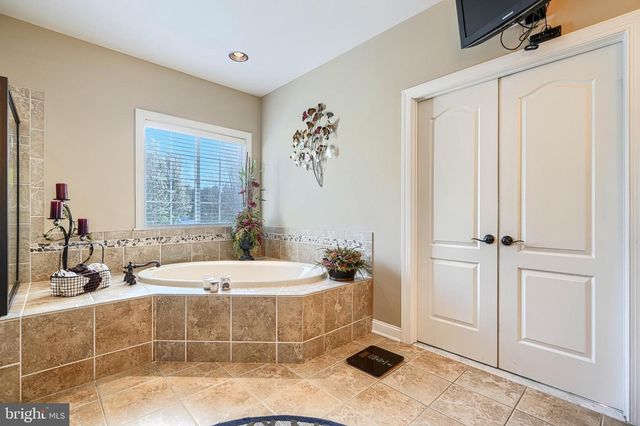 1319 MARTIN MEADOWS DR, Fallston, MD 21047