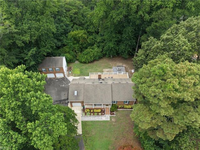 1345 Oak Ridge DR, Chesapeake, VA 23322