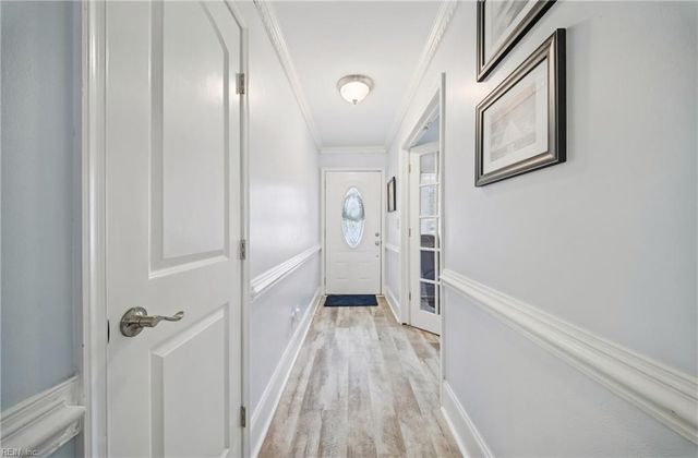 1345 Oak Ridge DR, Chesapeake, VA 23322