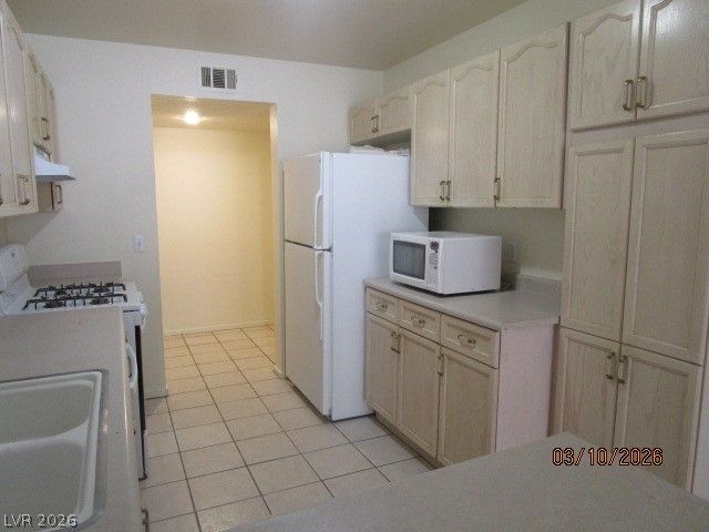 8449 Sewards Bluff Avenue, Las Vegas, NV 89129