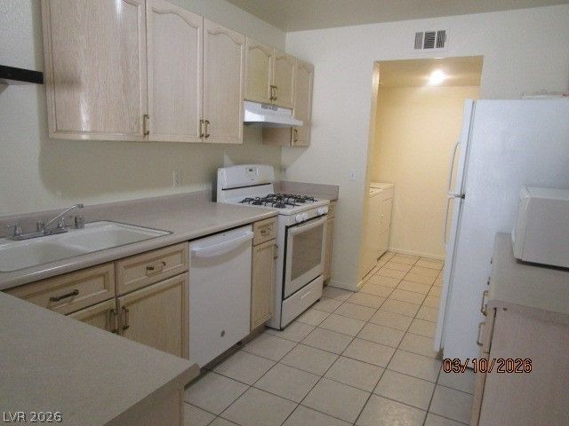 8449 Sewards Bluff Avenue, Las Vegas, NV 89129