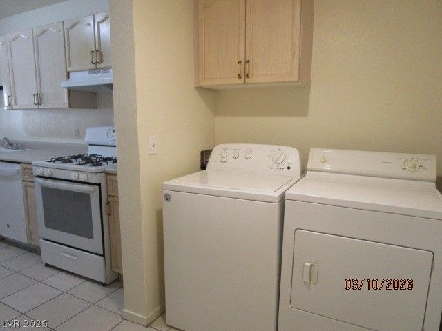 8449 Sewards Bluff Avenue, Las Vegas, NV 89129